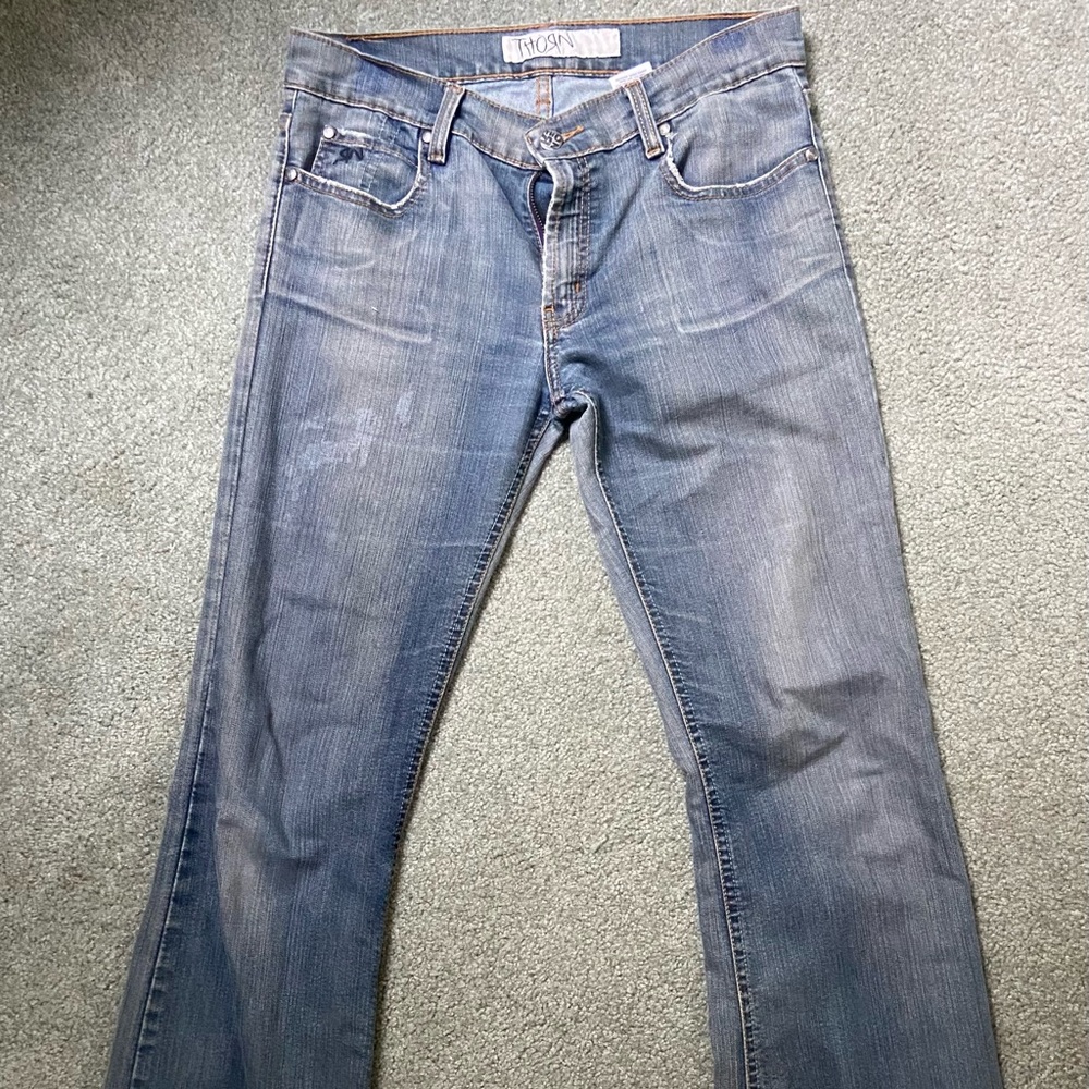 Thorn bootcut distressed jeans size 29